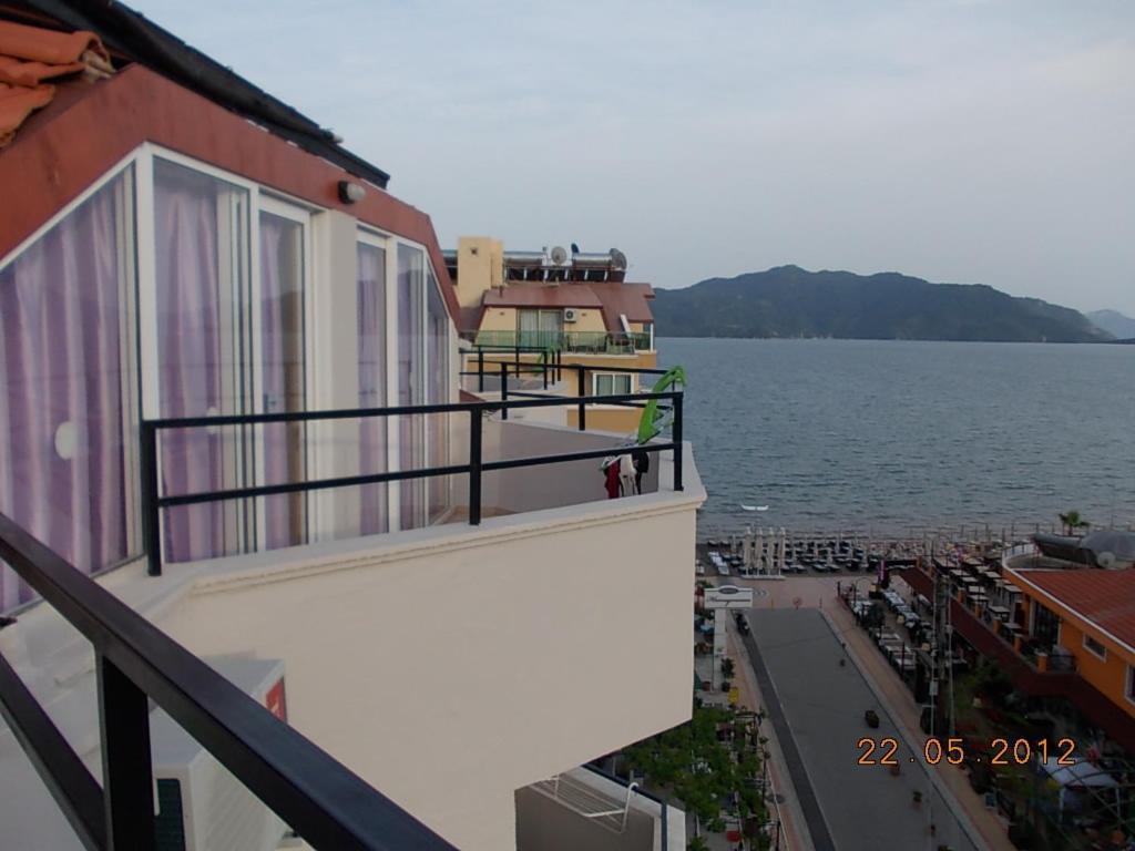 Tekin Aparts Aparthotel Marmaris Exterior photo